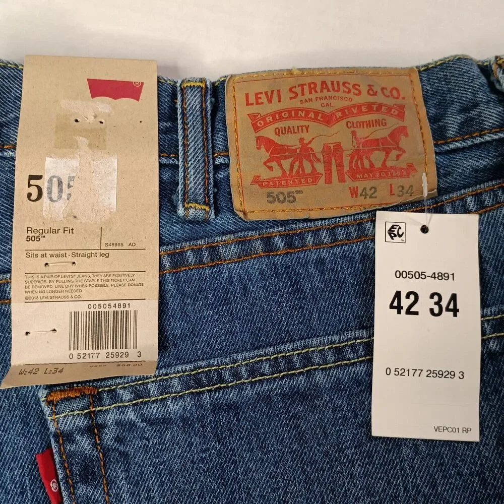 Levi's 505 Jeans Men's 42x34 Regular Fit Straight Leg 100% Cotton Blue